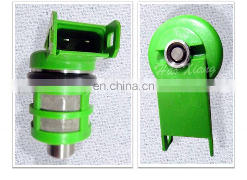 Auto Fuel Injector Nozzle 195500-1890 15710-60B00