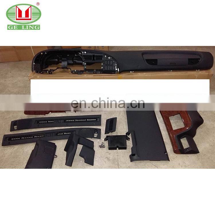 Cheep price auto car pp plastic dashboard separate for isuzu forward