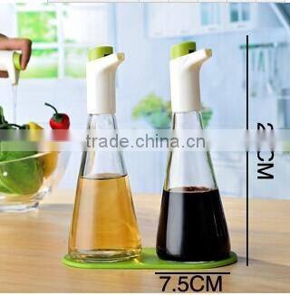 2015 new design wholesale Kitchenware glass flow oil bottle glass vinegar bottle