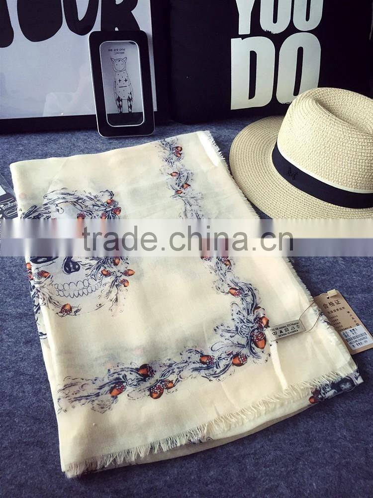 Fashion Personalized Skull Printing Women Cotton Scarves and Shawls
