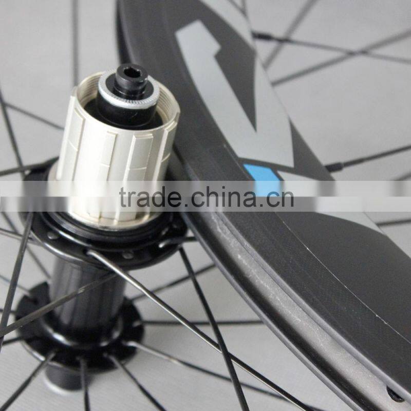 Carbon Light Aero Wheels Road Bike wheelset clincher 50mm for Sale