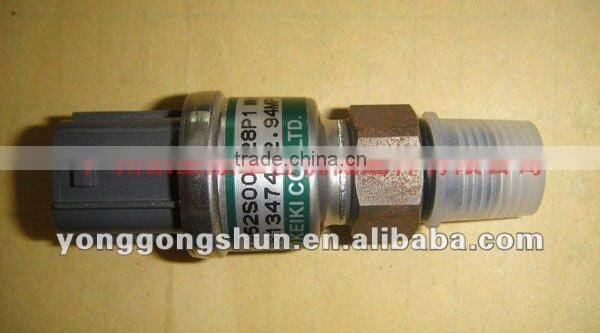 KOBELCO EXCAVATOR SK200-5 YN52S00028P1 LOW PRESSURE SENSOR
