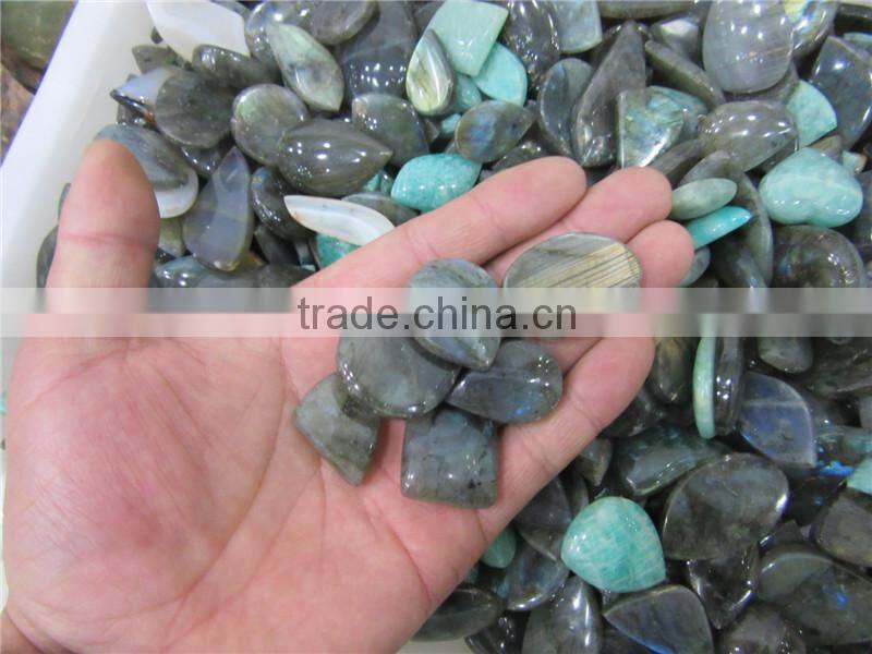 China wholesale labradorite stones/labradorite gravel