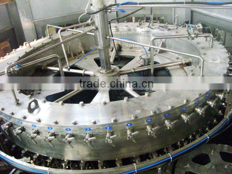 PET Bottled Automatic Soft Drink Filling Machine/Line/Carbonated Beverage Bottling Machine