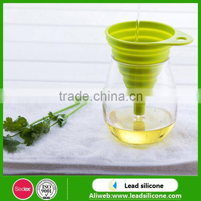 Wholesale Kitchenware Foldable Silicone Funnel,Collapsible Silicone Funnel