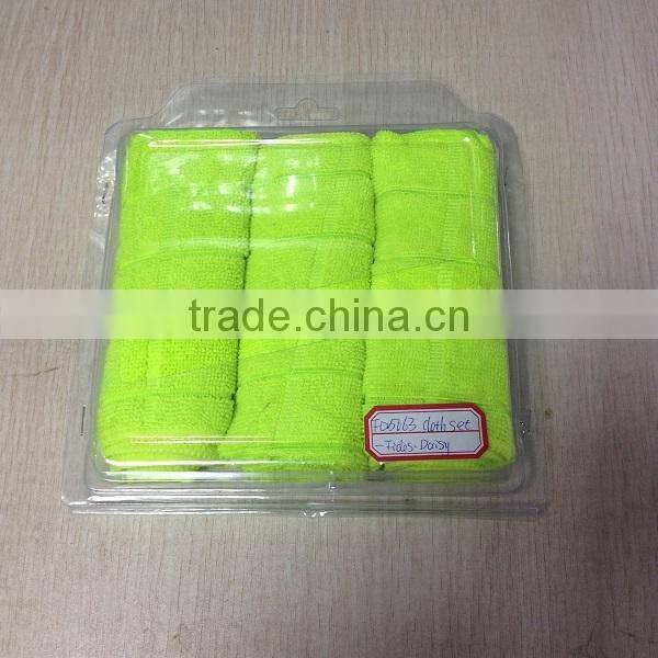 Household and car cleaning towel microfiber cloth set in blister packaging