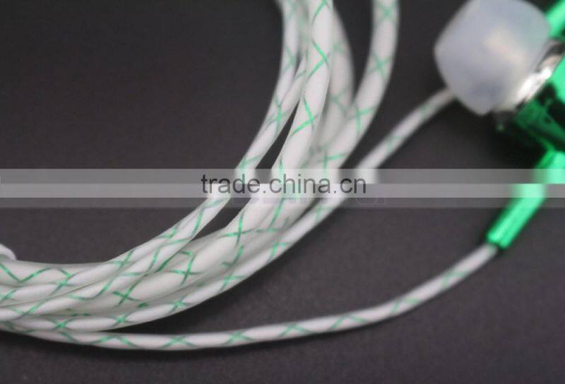 Metal Head Cheap Colorful Earphones Headset LED Flash Night Light Noctilucent Earphone With Clip Mic For Smart Phone