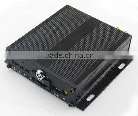 Support 32GB SD card 4-channel mobile sd dvr