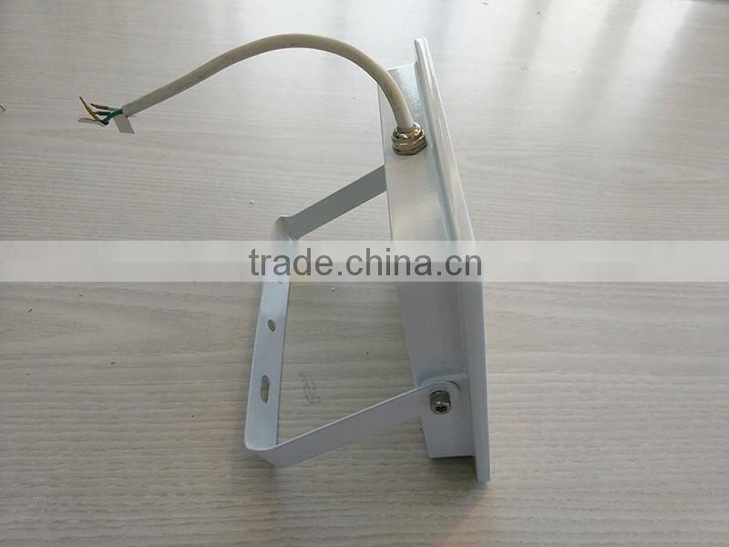 IP65 Waterproof Aluminum PF0.9 Ra80 1600LM 20W LED Floodlight