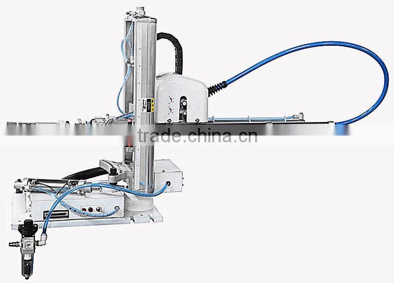 vertical robotic arm take out products