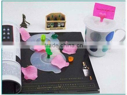 silicone kitchen bowl cup lid cover cap with cute strawberry head