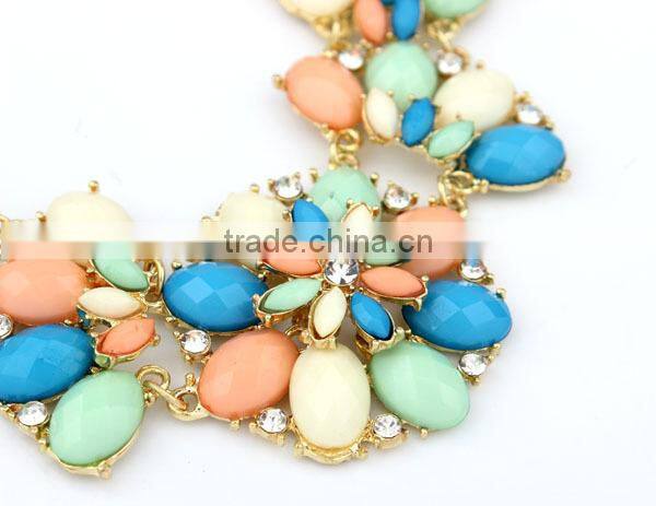 Metal Acrylic Flower Vintage Collar Pendant Statement Necklace Women Necklaces & Pendants Fashion Necklaces for Women 2014
