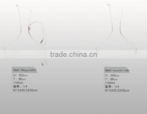 Transparent highly popular shaped glass wine decanter wine aerator decanter