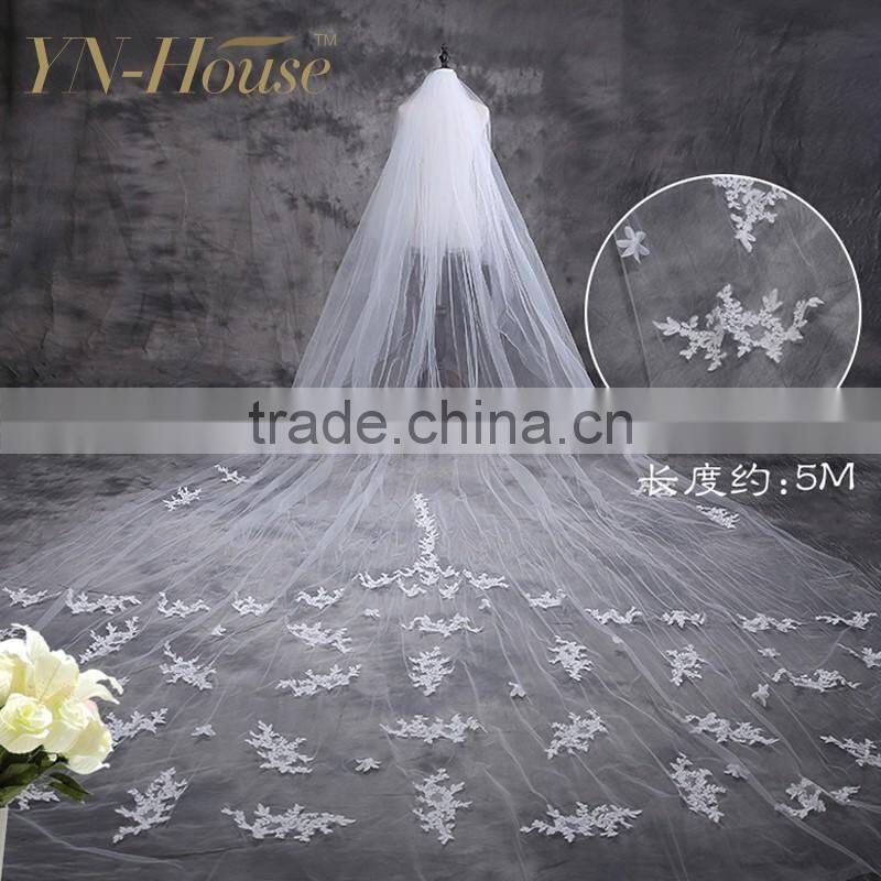 2016 New Fashionable Bridal Accessories five-layer Appliqued Edged White Long Wedding Veil