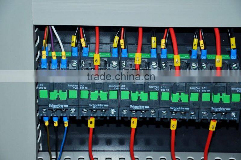 Kinch 160 Ton Servo Motor Pallet Plastic Injection Molding Machine