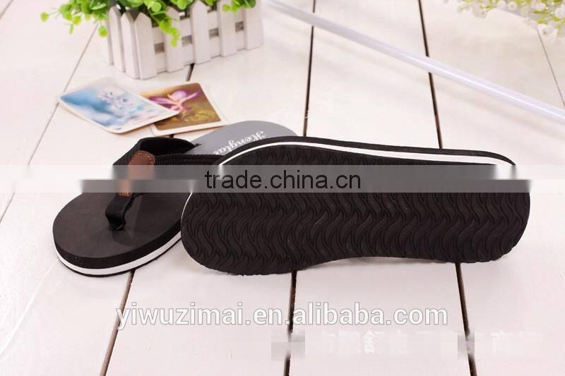 Summer flip-flops double color trend The fashion leisure antiskid wearing flip-flops Man is cool slippers wholesale