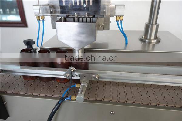 Automatic capsule horizontal counting machine