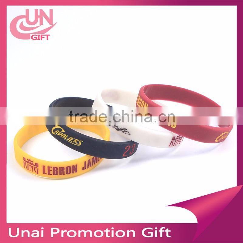 Wholesale fashion silicone sport bracelet