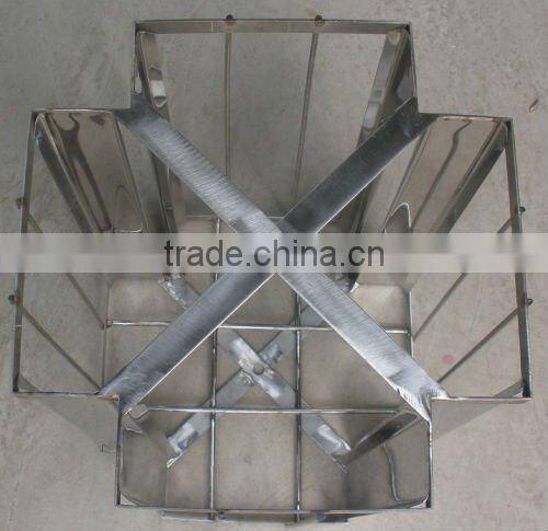 manual honey extractor/British national honey extractor