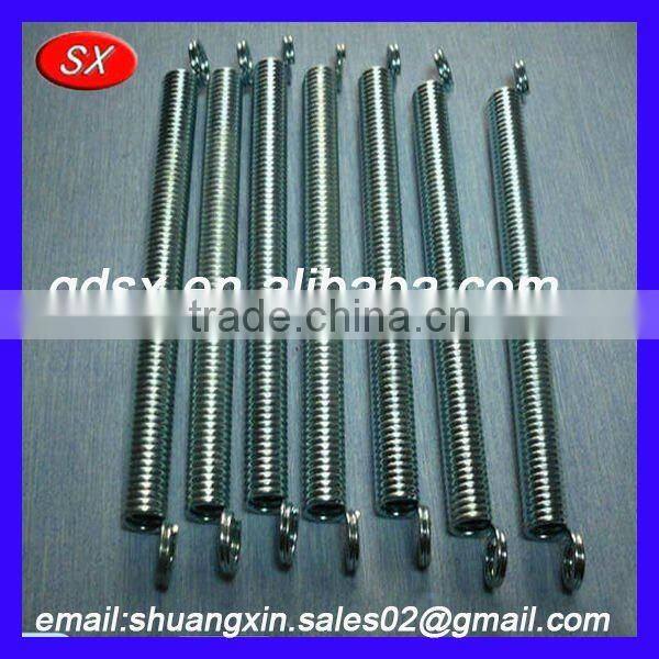 Extension spring with hook