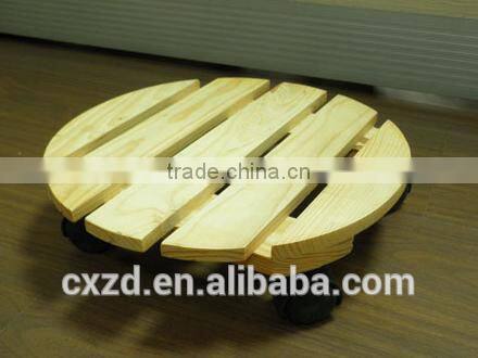 Wooden mat with wheels for your flower pot