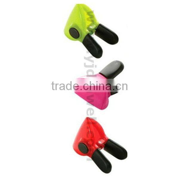 MC-3280 Small 6 CM Promotional Plastic magnetic clip
