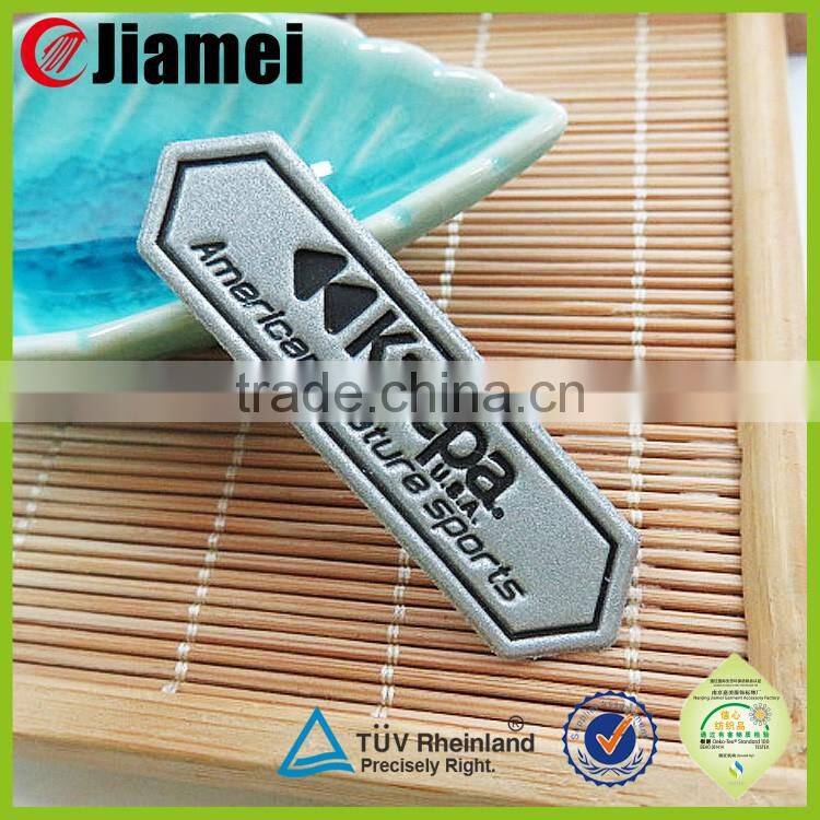 Custom badge for garment 2015 oem soft pvc reflective puff patch