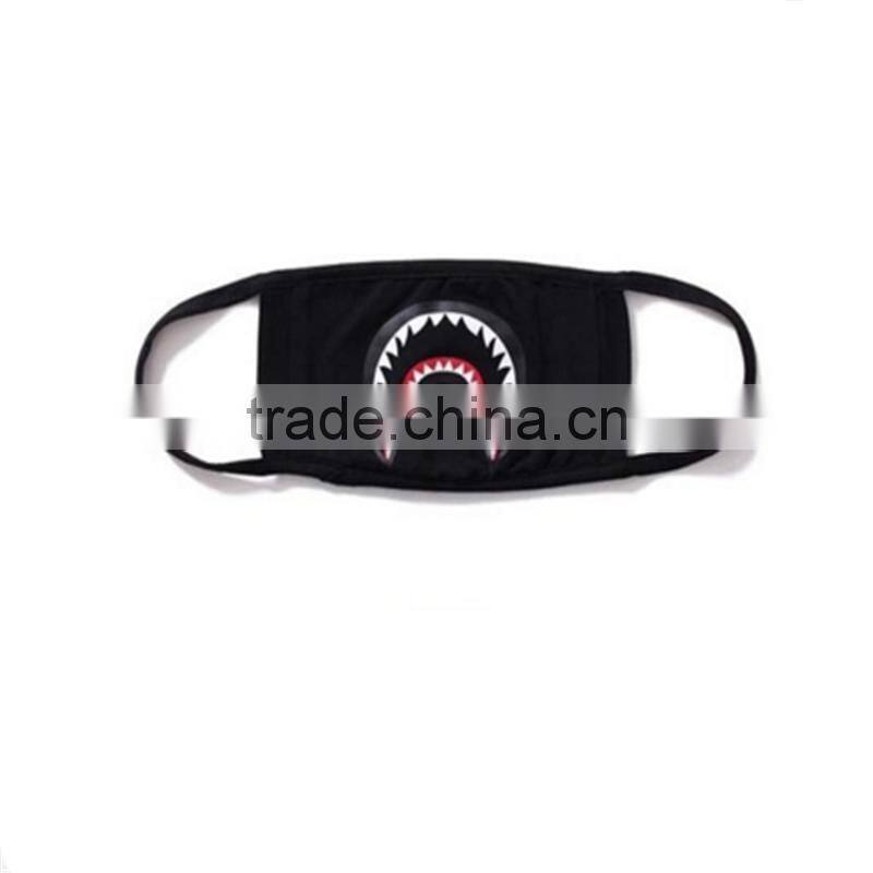 2017 Top sellimg Exquisite packing camouflage printed cotton black mouth mask to Anti fog