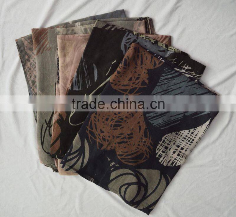 Fashion new coming 100%rayon ladies print heart latest scarf