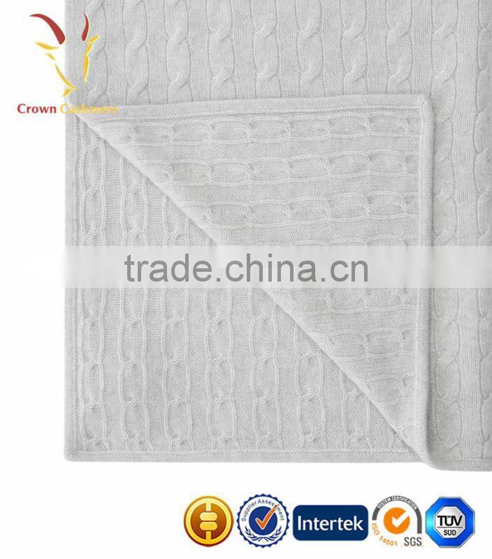 High Quality Knitted Cashmere Cable Baby Blanket Knit Infant Blanket