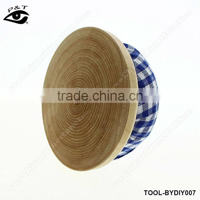 DIY tools sewing accessories blue checker pin cushion