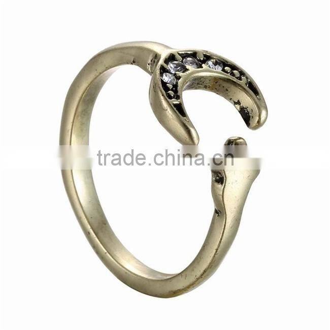 Silver Bronze Plated Moon And Star Knuckle Ring Animal Open Mouth Unisex Rings