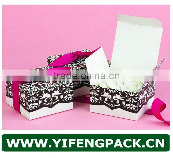 China Custom Bulk Paper Fancy Mini Gift Wedding Candy Box Wholesale