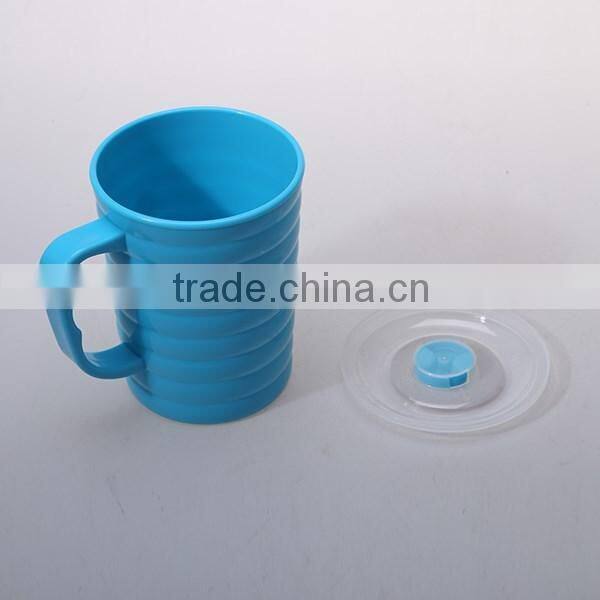 Ripple Design Portable Microwave Soup Mug with Cover