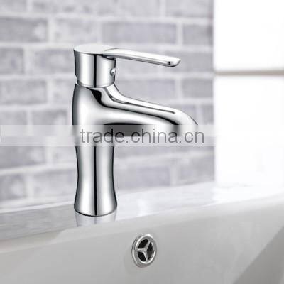 Polished Surface Finishing Single Hole Mounted Brass Water Faucet