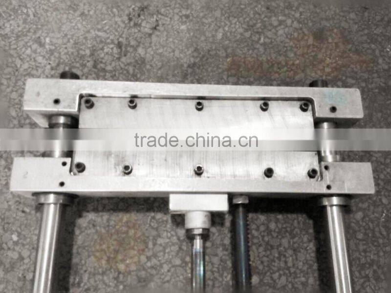 superior automatic extrusion double station hydraulic blow molding machine professional manufactuer