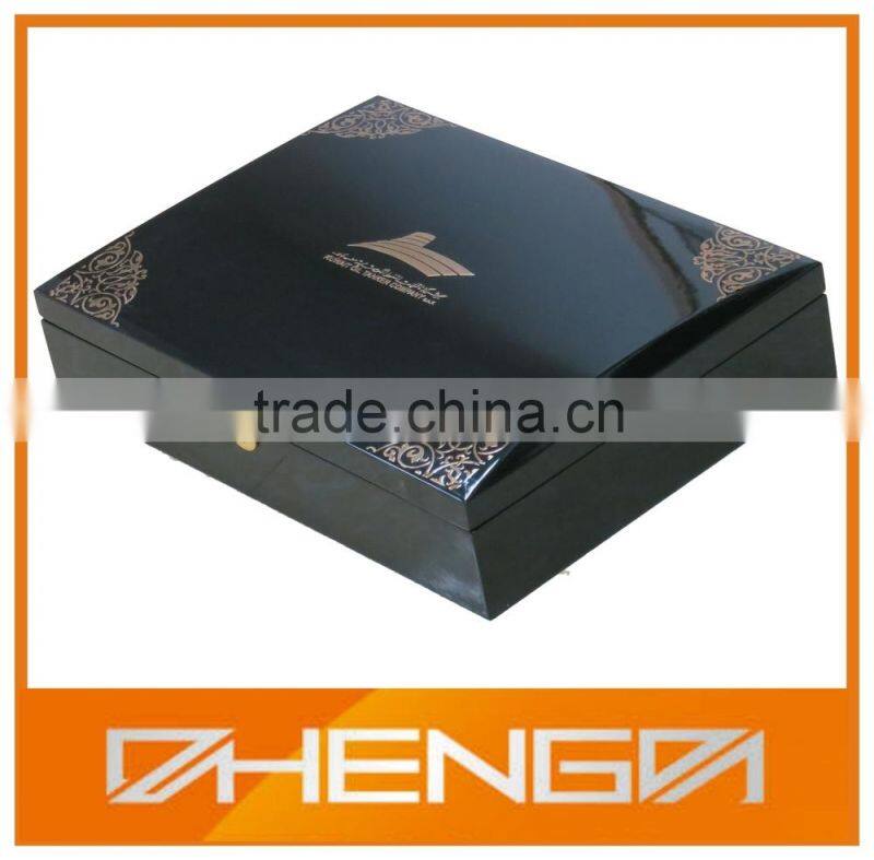 HOT SALE Factory Price custom made-in-china black piano lacquer wood presentation boxes (ZDS-SJF018)