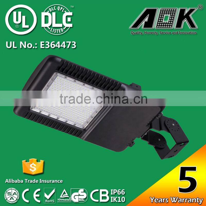 130lm/w 5 Years Warranty IP66 With Photocell 75W to 265W LED Parking Lot Lighting