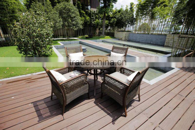 Wholesale Excellent Waterproof Garden Outdoor Wicker Furniture Table Set