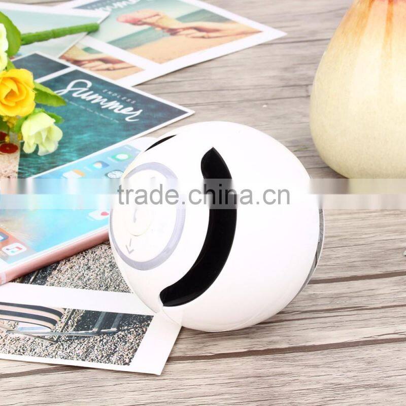 2017 New products mini portable bluetooth speakers with fm radio