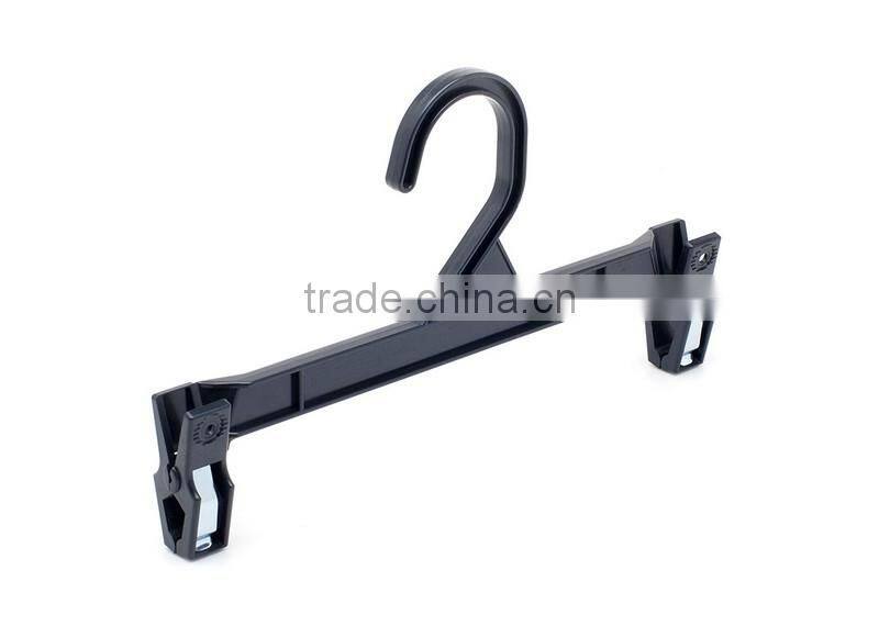 Plastic cloth hanger stand