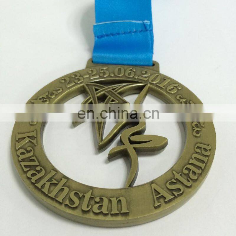 Hollowed-out energetic medal custom zinc cast sport medal as the souvenir