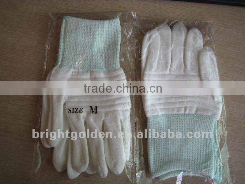 Glow in the dark gloves