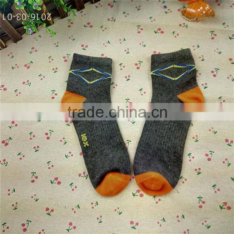 2016 New Fashion Mens Ankle Socks argyle design mens fashion ankle socks