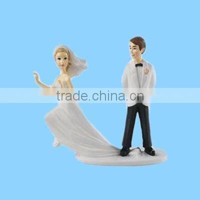 polyresin chinese wedding couple statue