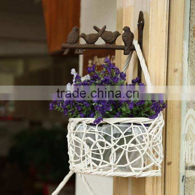 Wholesale custom wicker white color artificial hanging flower basket gift