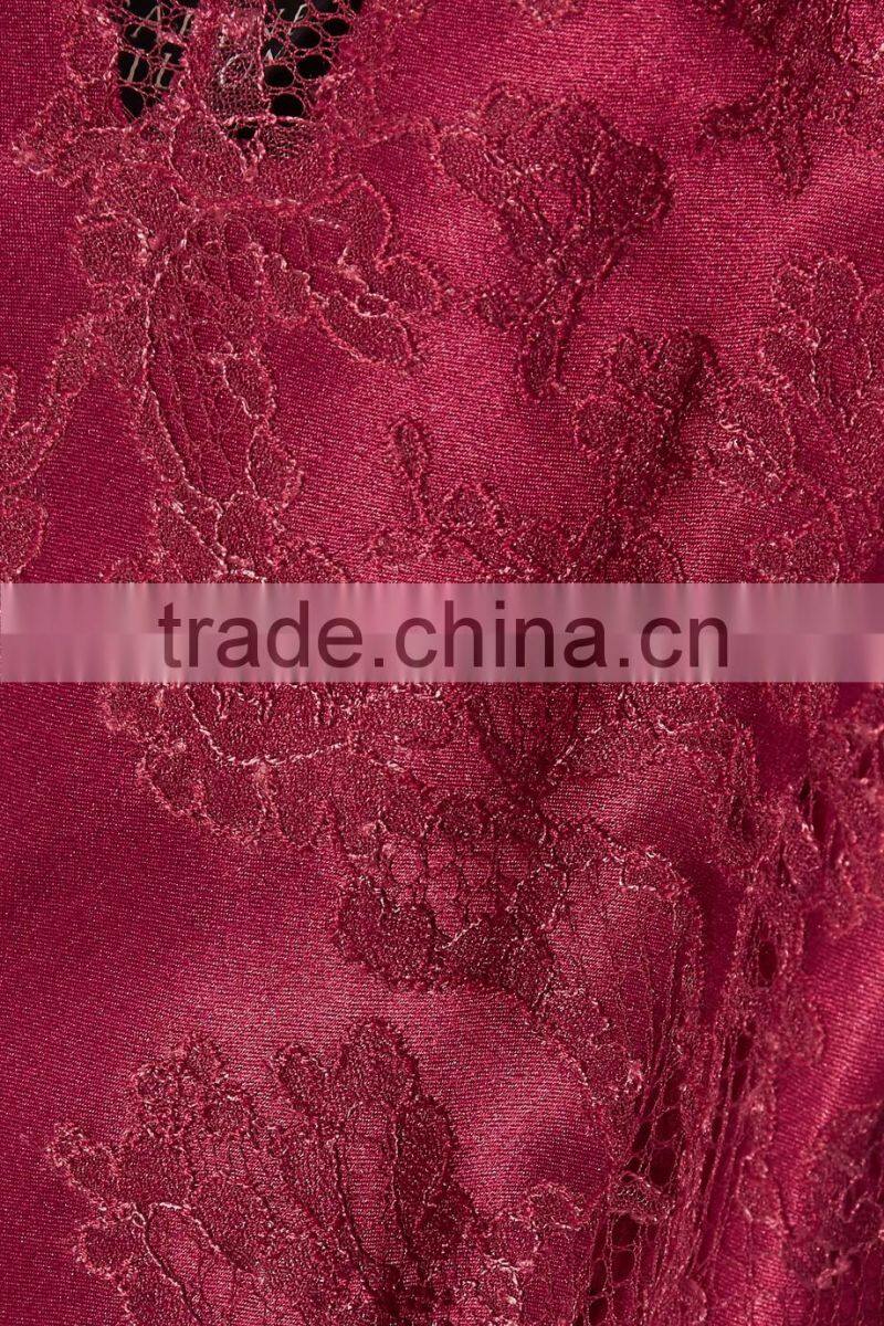 Wholesale Fashionable and Cozy Women Sexy Spaghetti Satin Night Sleepwear with Lace around Hem