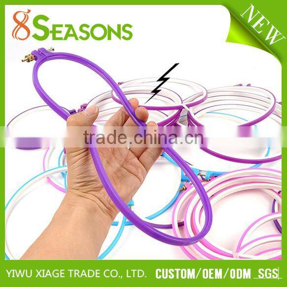 Cheap Wholesale Colorful Plastic Cycle Cross Stitch Embroidery Hoops And Frames