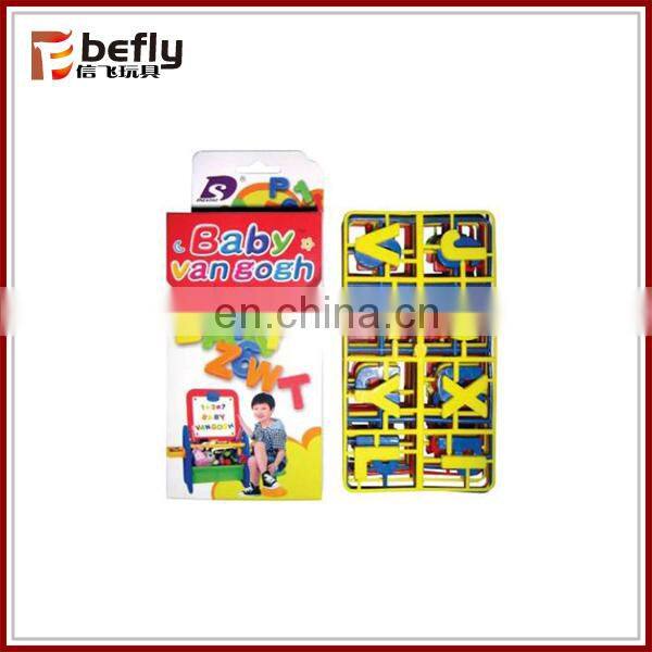 2015 latest mini projector toy with writing board