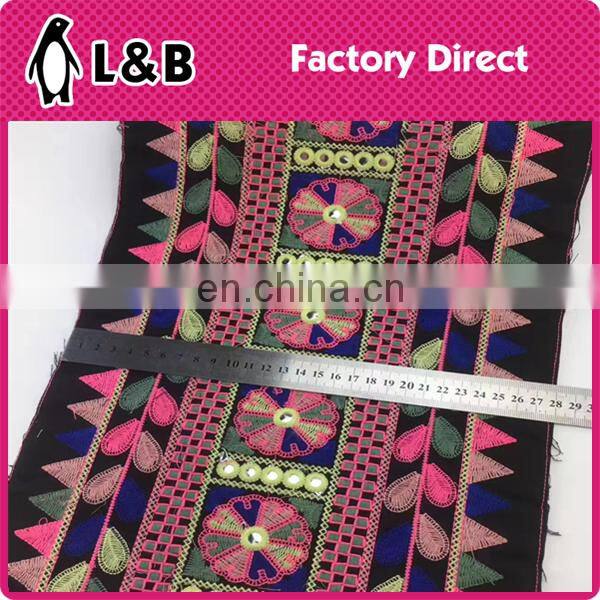 High quality new design popular folk style lace trimming